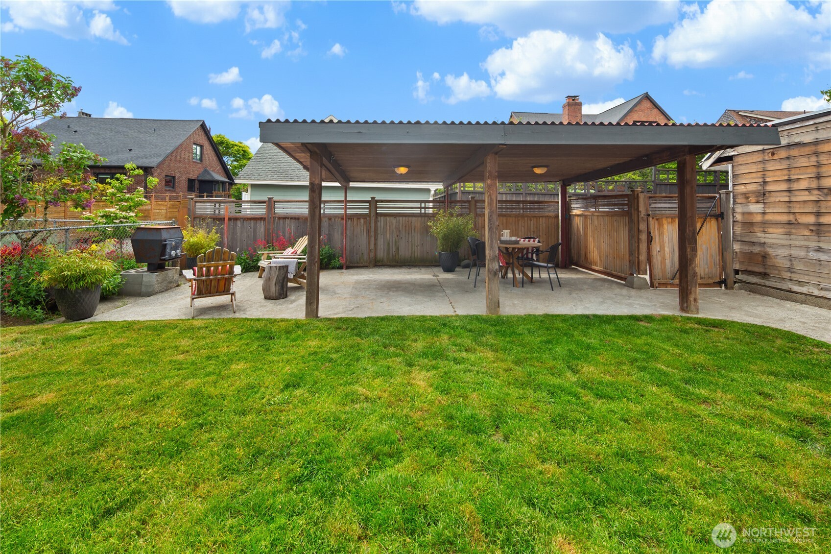 7529 32nd Avenue NW Seattle WA 98117