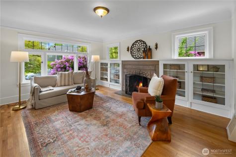 7529 32nd Avenue NW Seattle WA 98117
