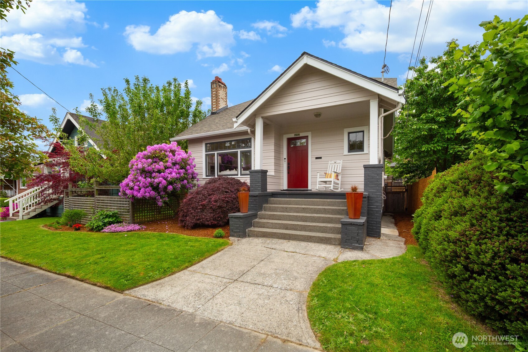 7529 32nd Avenue NW Seattle WA 98117