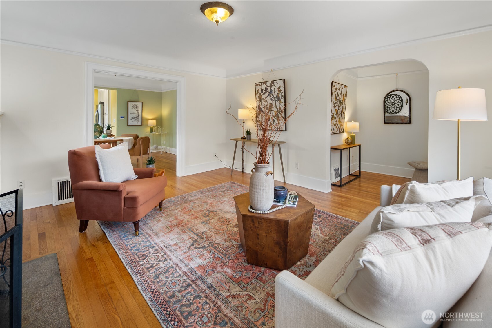 7529 32nd Avenue NW Seattle WA 98117