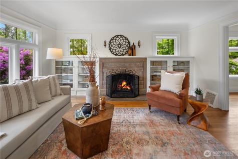 7529 32nd Avenue NW Seattle WA 98117