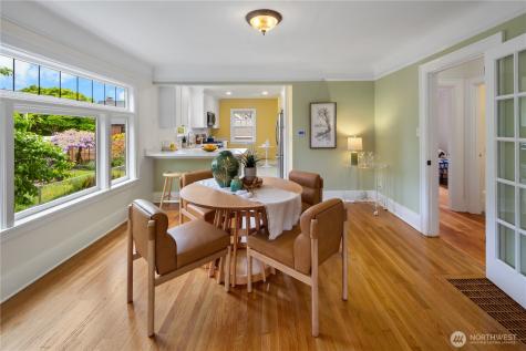 7529 32nd Avenue NW Seattle WA 98117