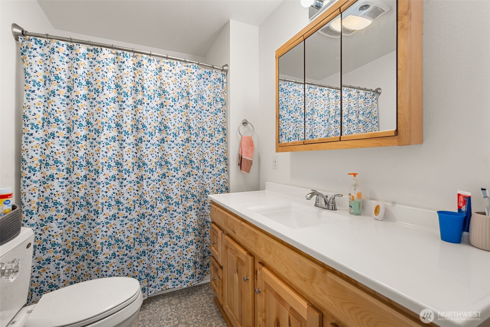 702 King Road Winlock WA 98596