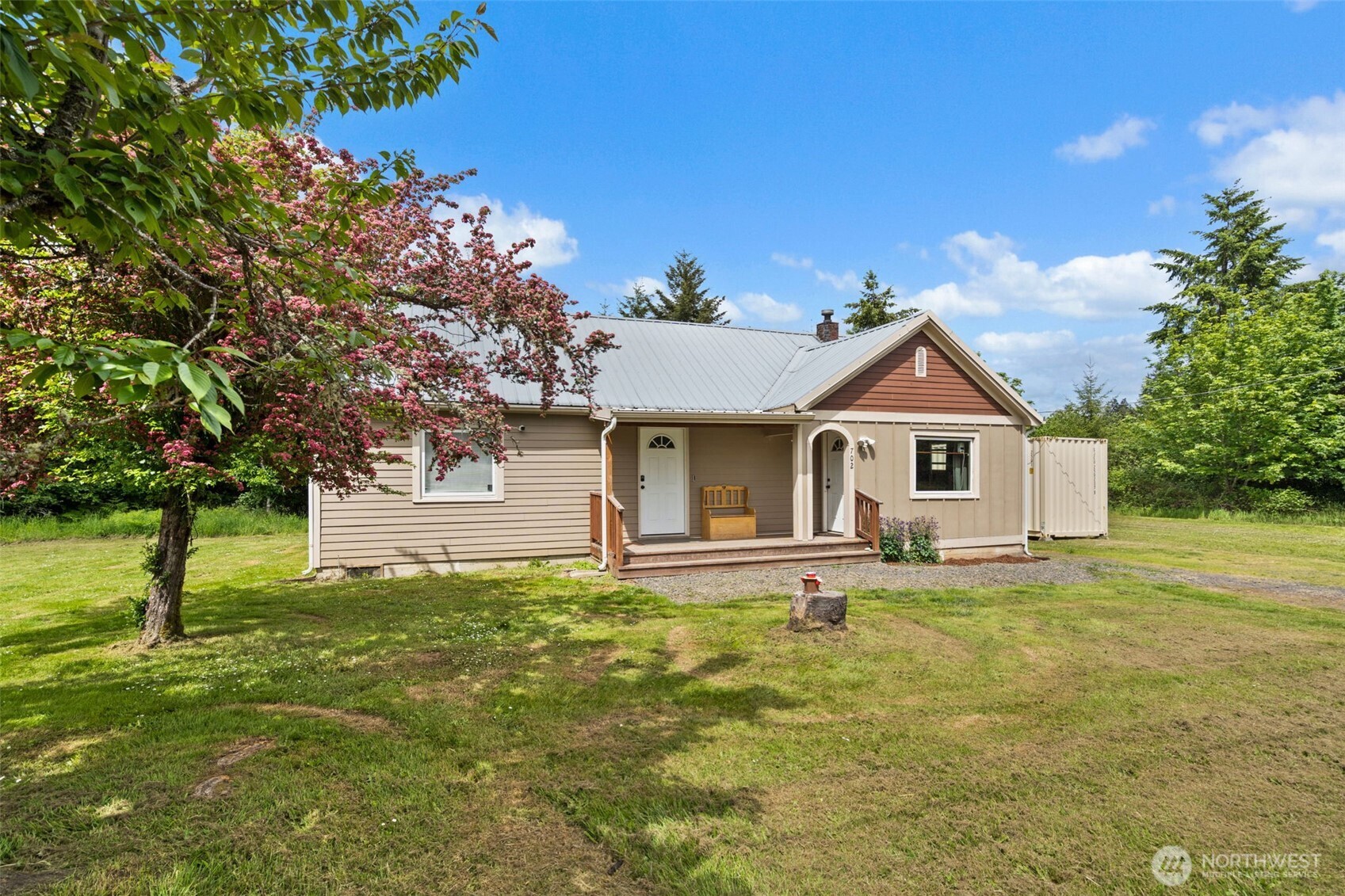 702 King Road Winlock WA 98596