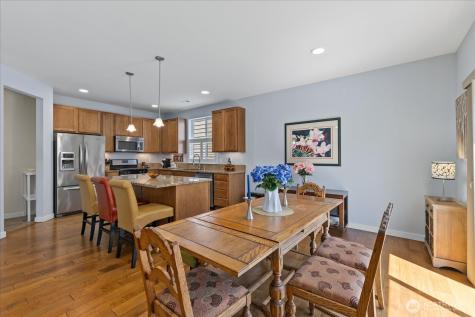 24211 SE 258th Way Maple Valley WA 98038