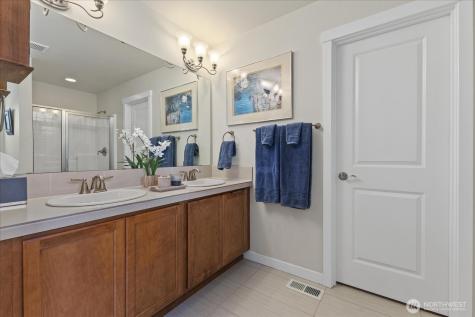 24211 SE 258th Way Maple Valley WA 98038