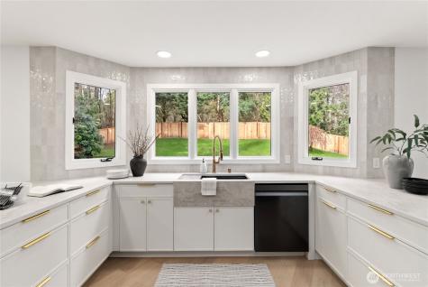 19108 NE 143rd Place Woodinville WA 98077