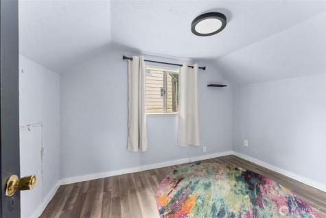 516 Ballentine Street Raymond WA 98577