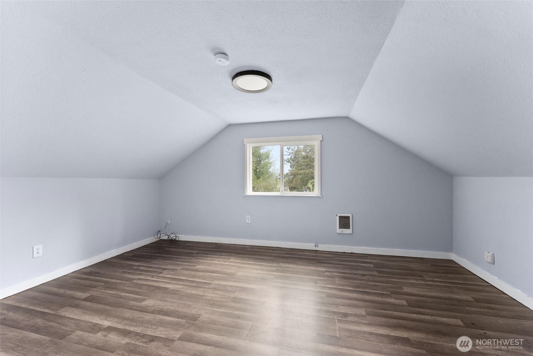 516 Ballentine Street Raymond WA 98577