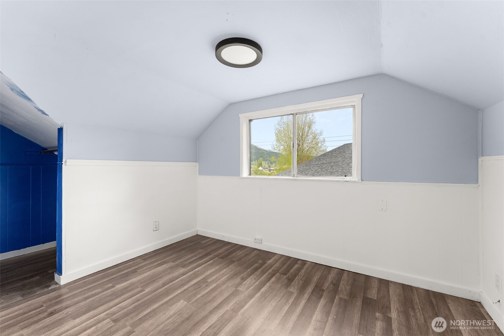 516 Ballentine Street Raymond WA 98577