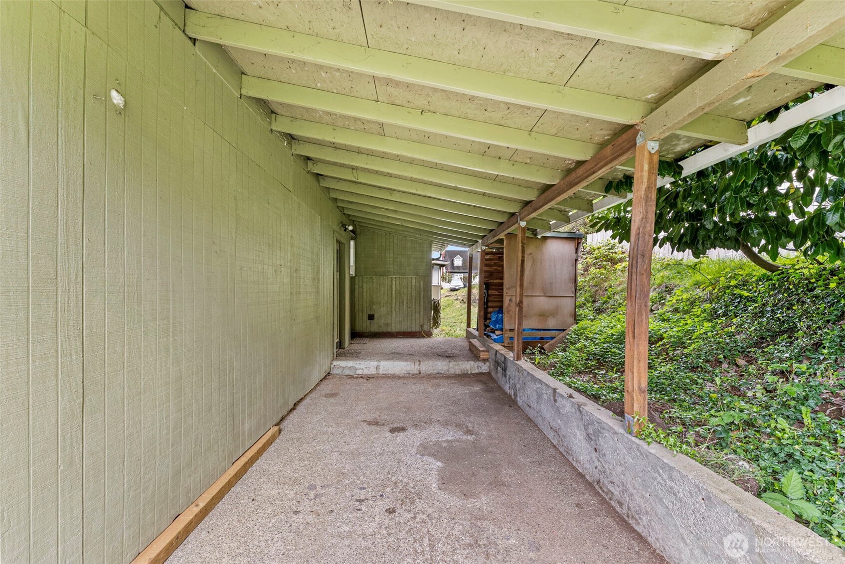 516 Ballentine Street Raymond WA 98577