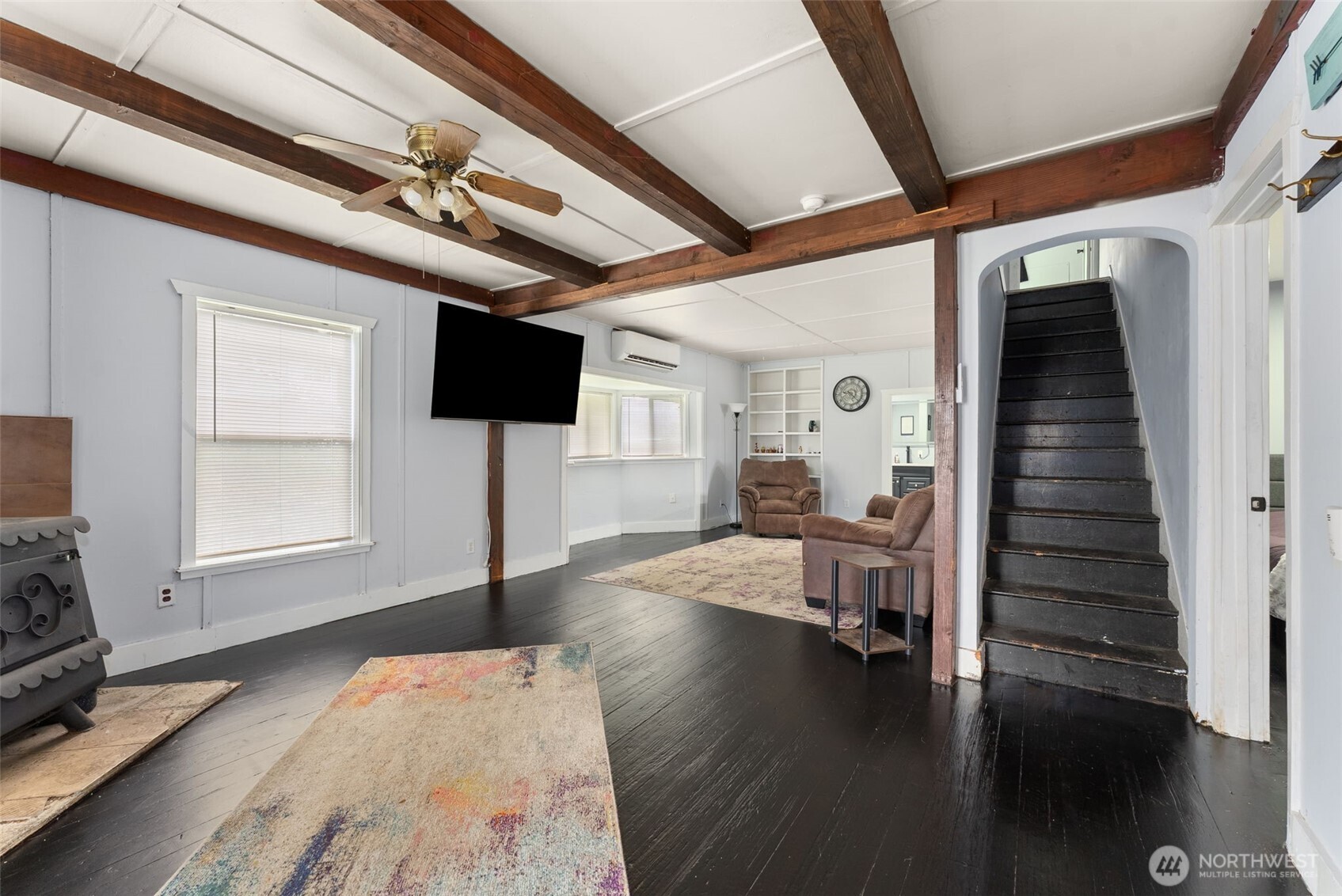 516 Ballentine Street Raymond WA 98577