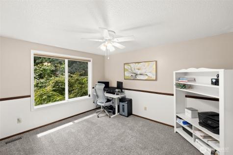 3530 24th Avenue SE Puyallup WA 98374
