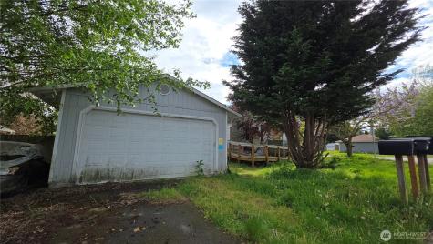 712 90th Street SW Everett WA 98204