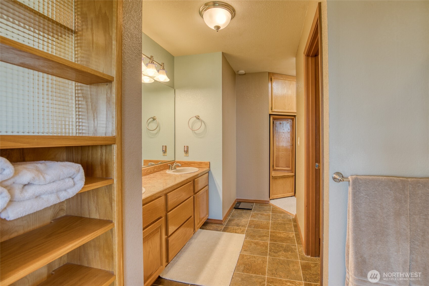 37 Rock View Lane Hoquiam WA 98550