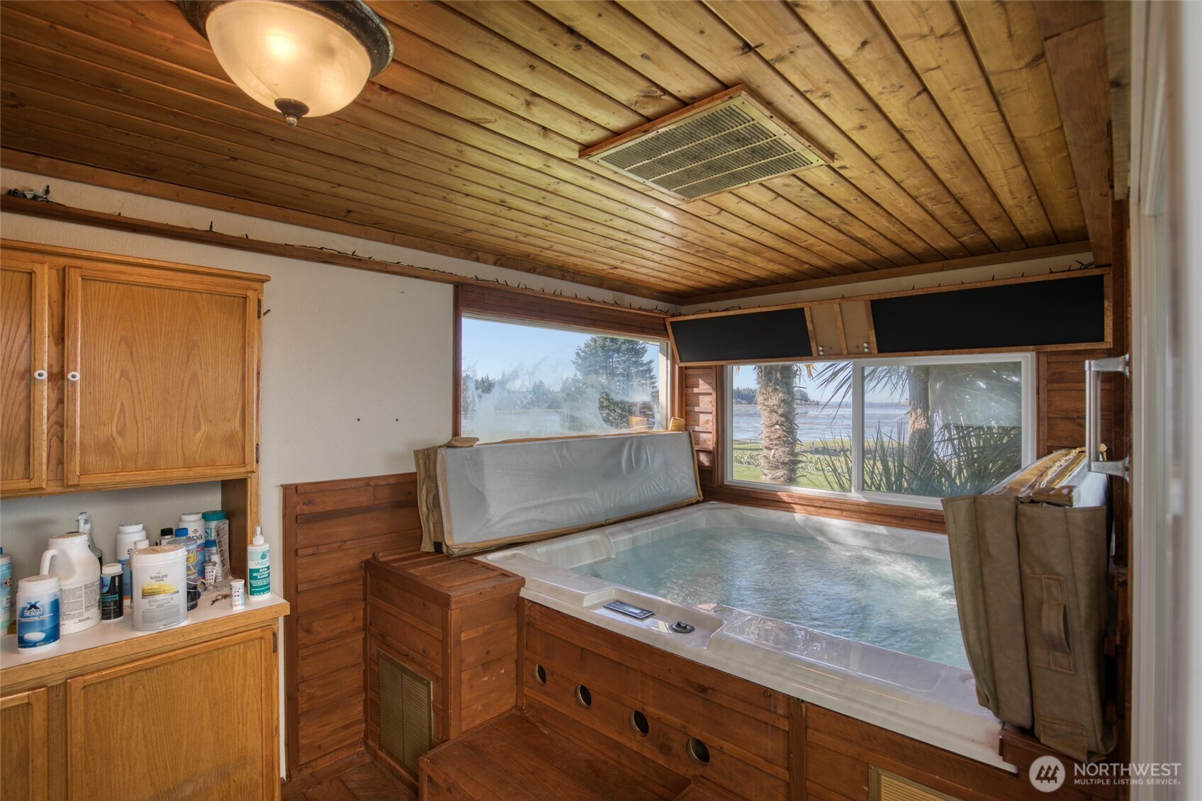 37 Rock View Lane Hoquiam WA 98550