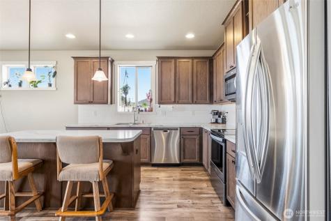 1019 Hilltop Avenue NE Quincy WA 98848