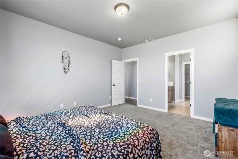 1019 Hilltop Avenue NE Quincy WA 98848