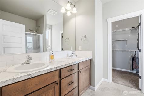 1019 Hilltop Avenue NE Quincy WA 98848