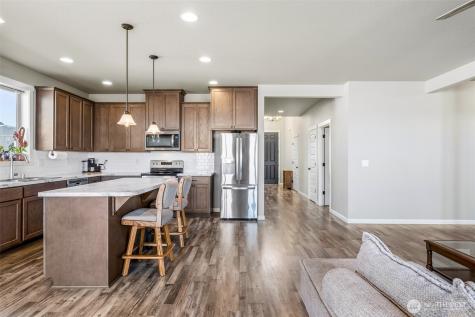 1019 Hilltop Avenue NE Quincy WA 98848