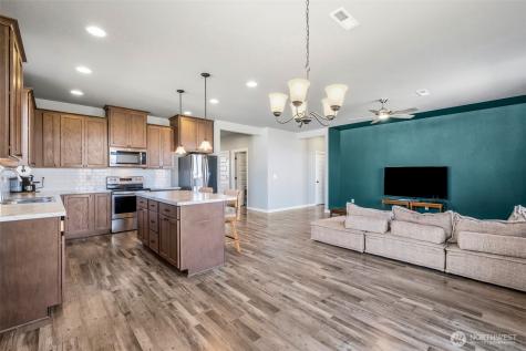 1019 Hilltop Avenue NE Quincy WA 98848