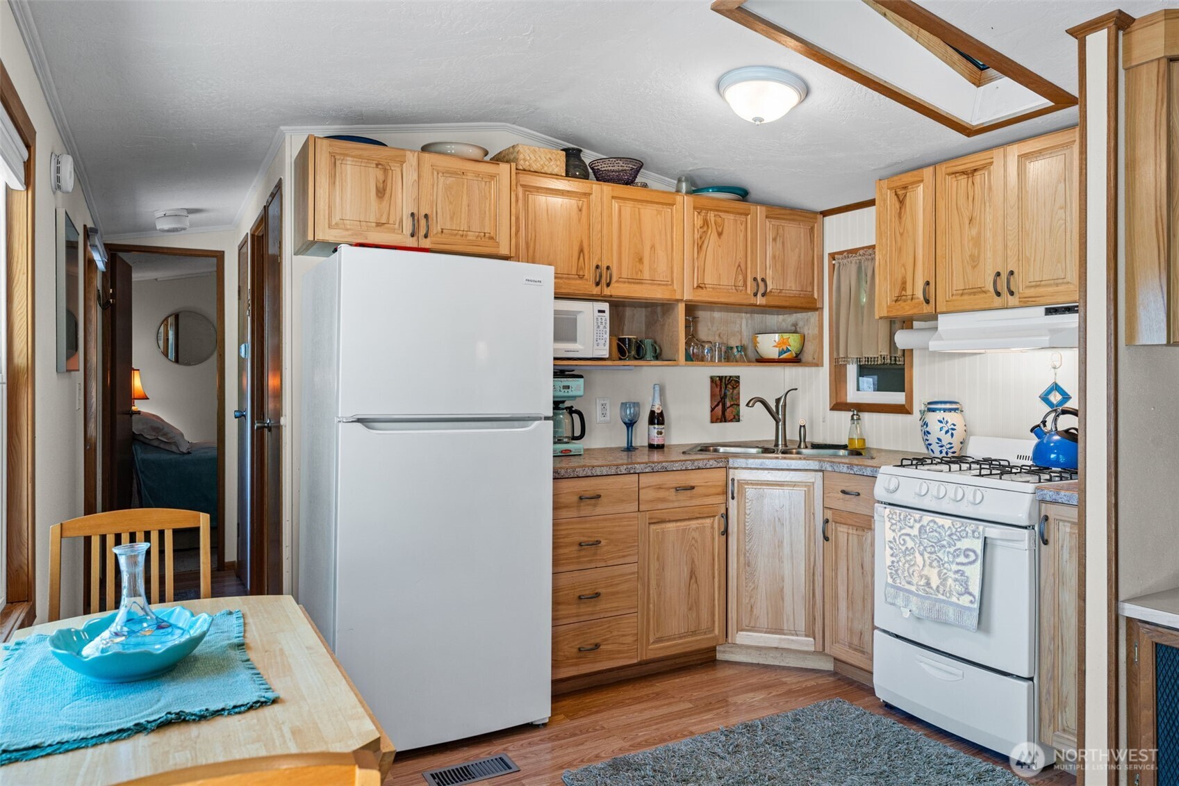 90 Lakeshore Place Hoodsport WA 98548