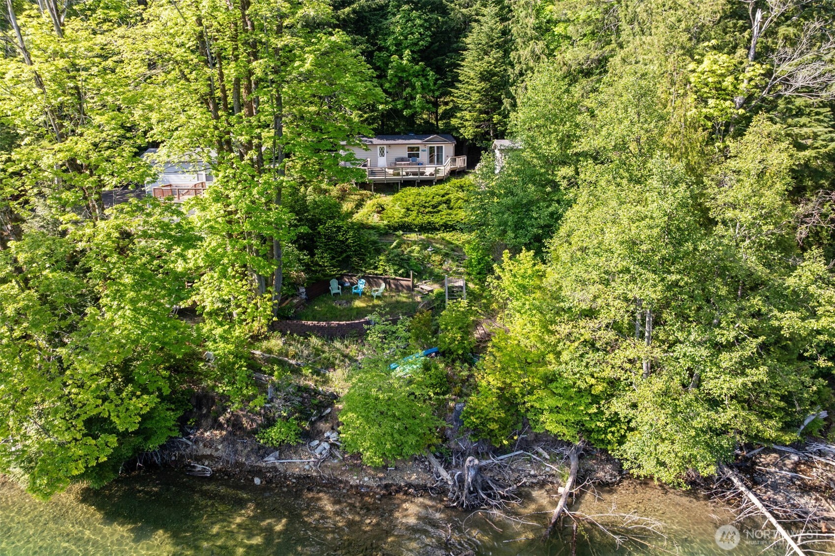 90 Lakeshore Place Hoodsport WA 98548