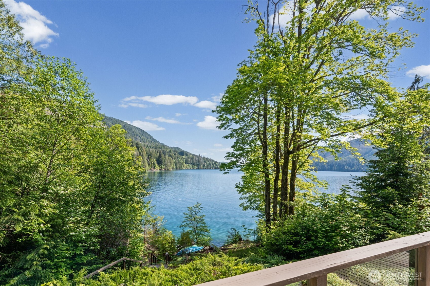 90 Lakeshore Place Hoodsport WA 98548