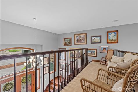 1551 13th Court Fox Island WA 98333