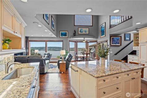 1551 13th Court Fox Island WA 98333