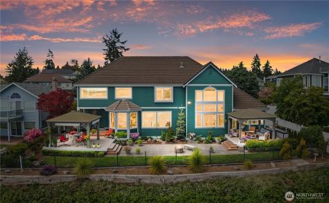 1551 13th Court Fox Island WA 98333