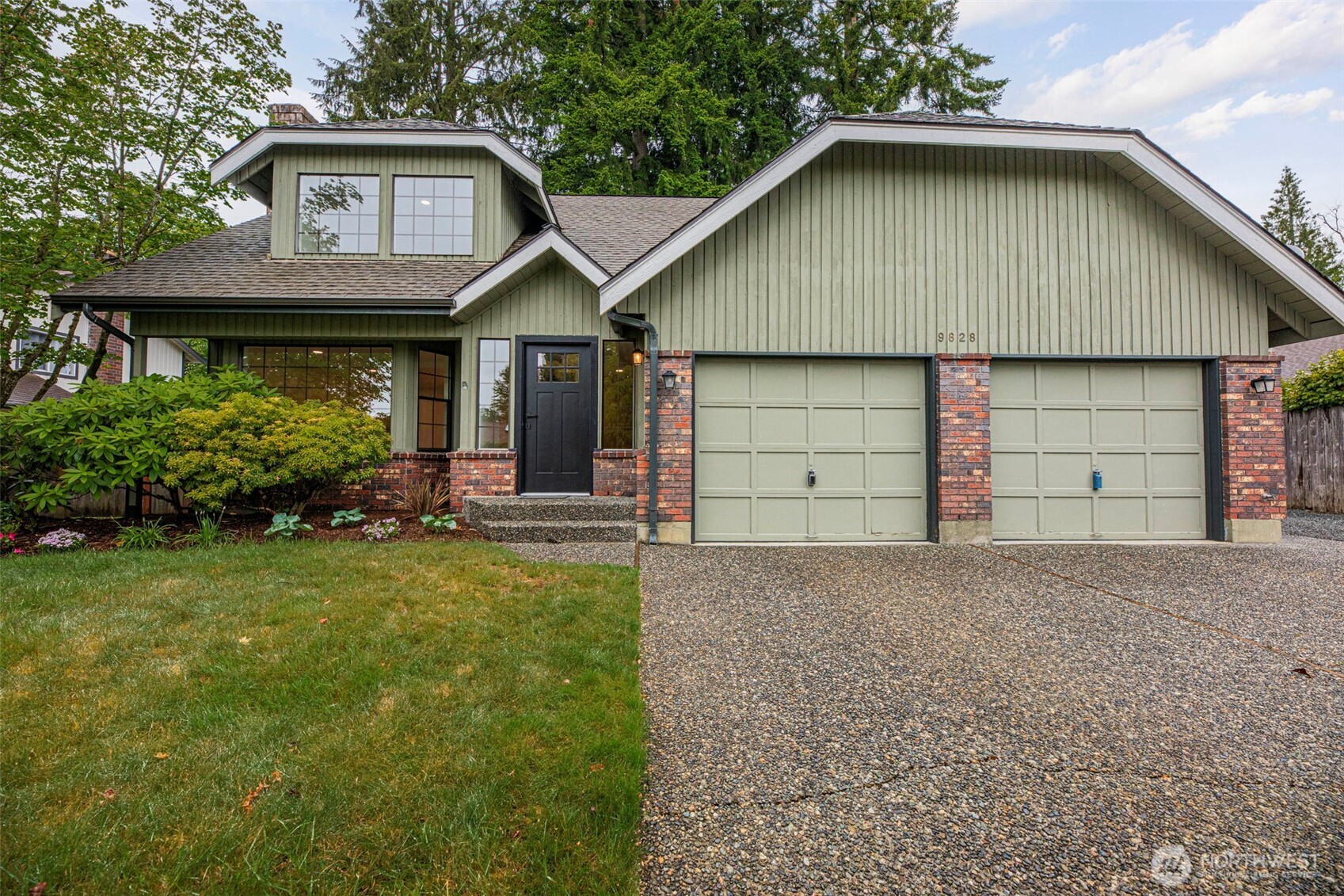 9828 33rd Drive SE Everett WA 98208