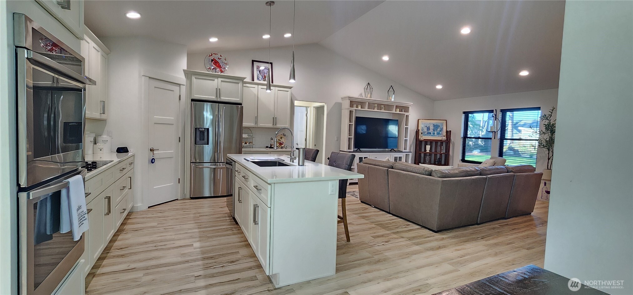 160 E Country Club Drive N Union WA 98592