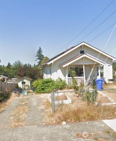 8402 Yakima Avenue Tacoma WA 98444