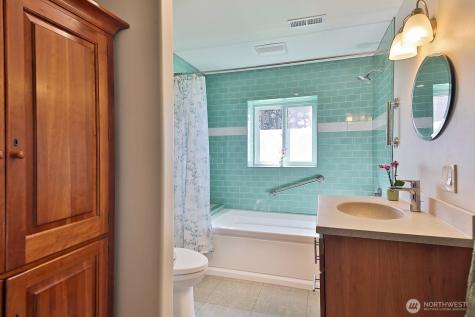 260 Rhodena Drive Coupeville WA 98239