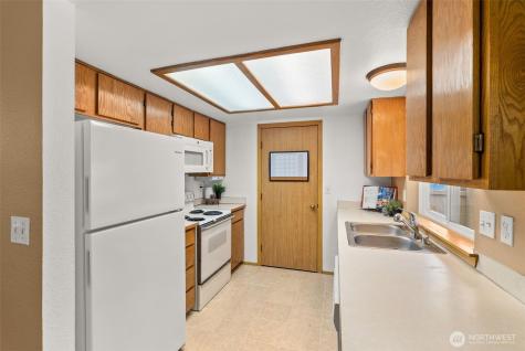 606 Malibu Drive SE Lacey WA 98503