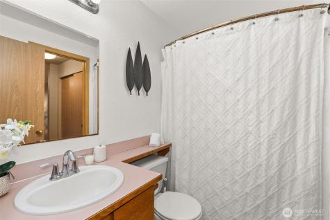 606 Malibu Drive SE Lacey WA 98503