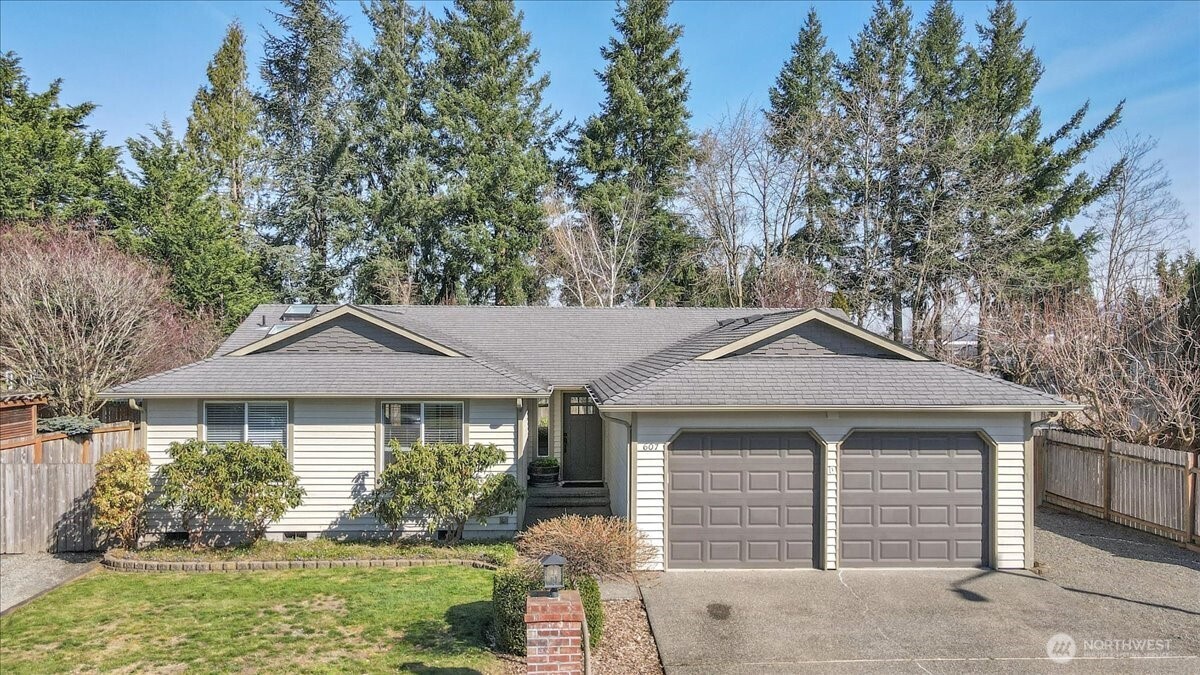 607 Bathke Avenue Enumclaw WA 98022