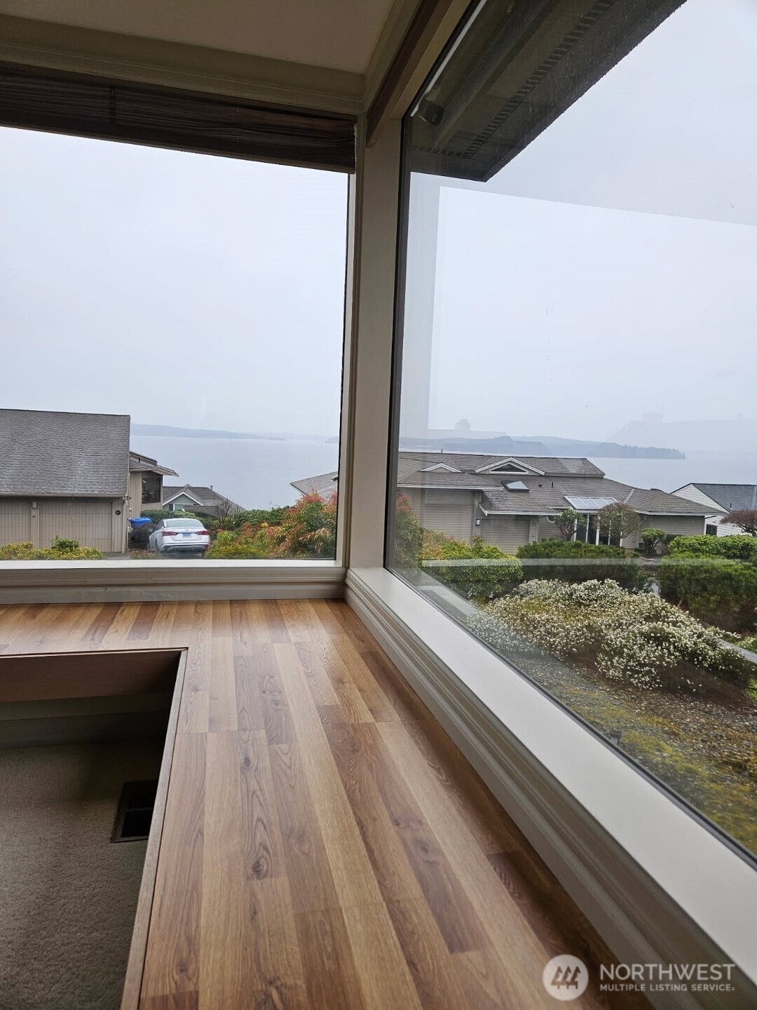 61 Leschi Drive SW Steilacoom WA 98388