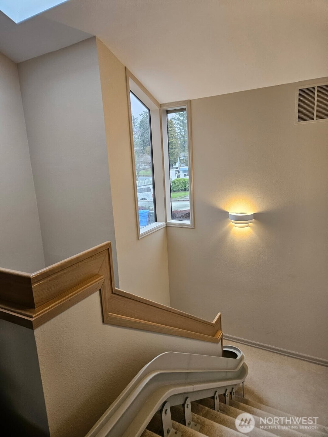 61 Leschi Drive SW Steilacoom WA 98388