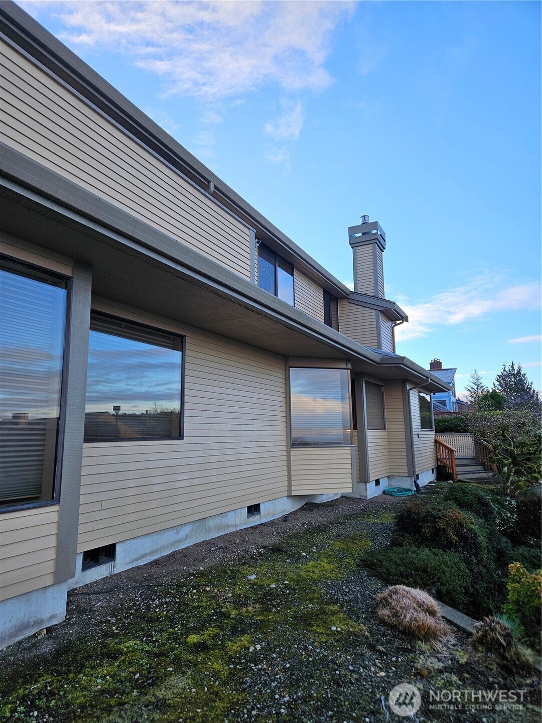 61 Leschi Drive SW Steilacoom WA 98388