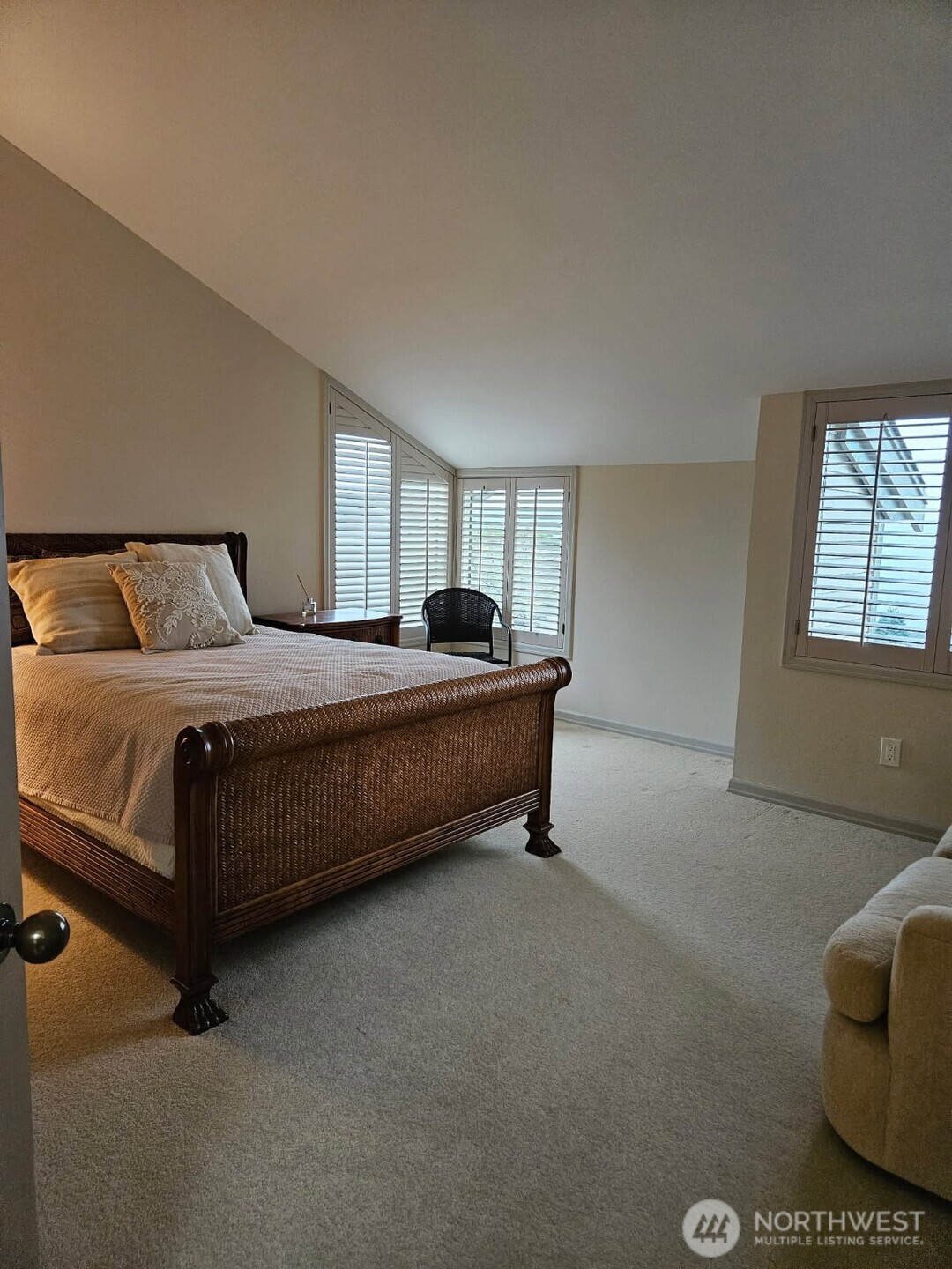 61 Leschi Drive SW Steilacoom WA 98388