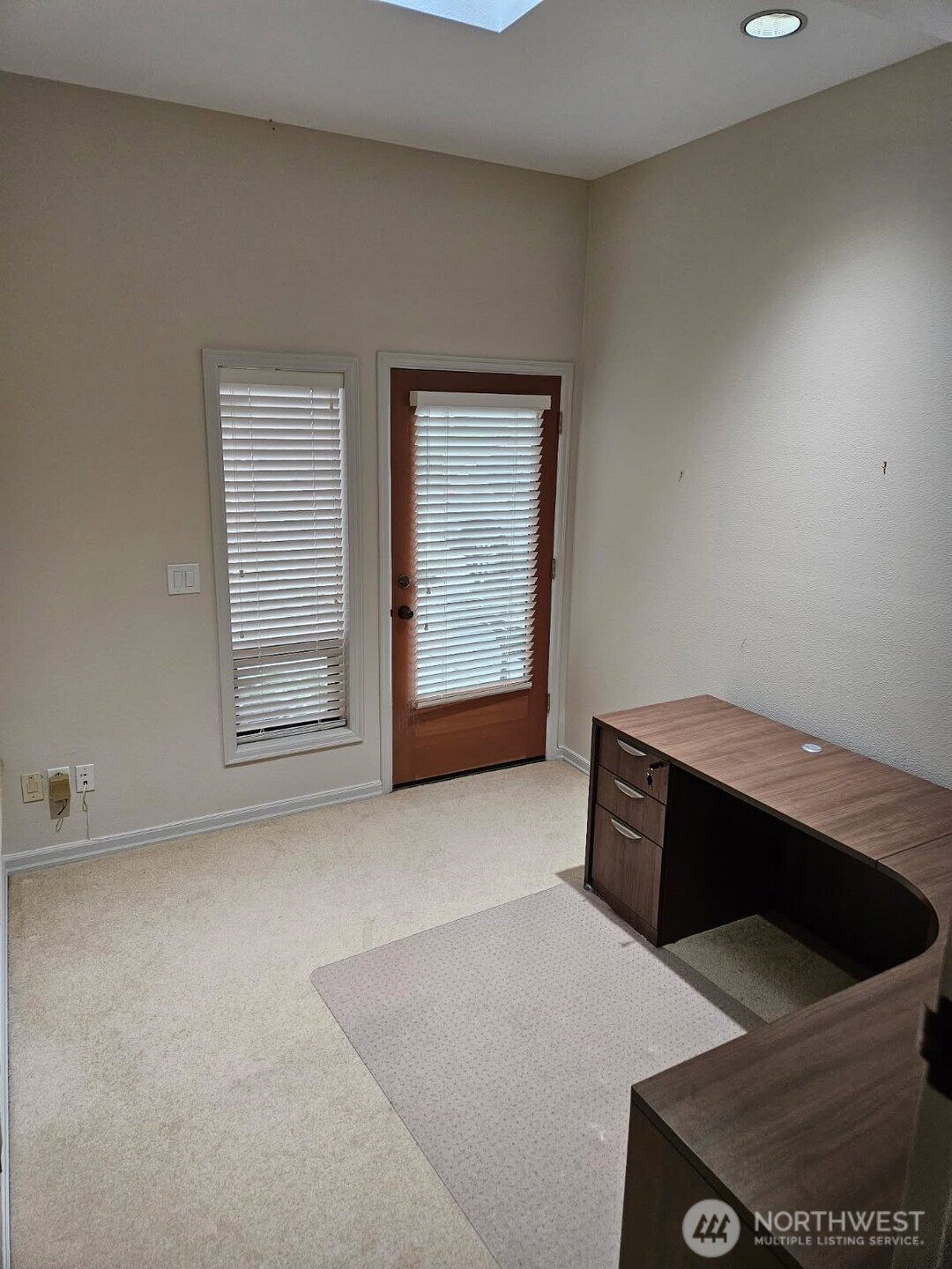 61 Leschi Drive SW Steilacoom WA 98388
