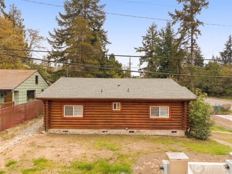 14508 6th Avenue NE Shoreline WA 98155