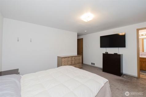 4329 SW Weyers Lane Port Orchard WA 98367