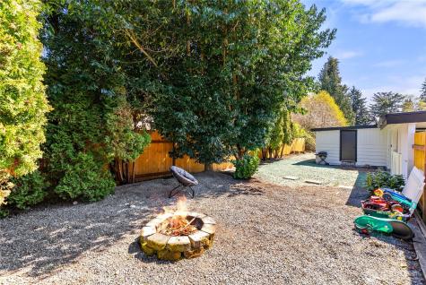 29004 18th Avenue S Federal Way WA 98003