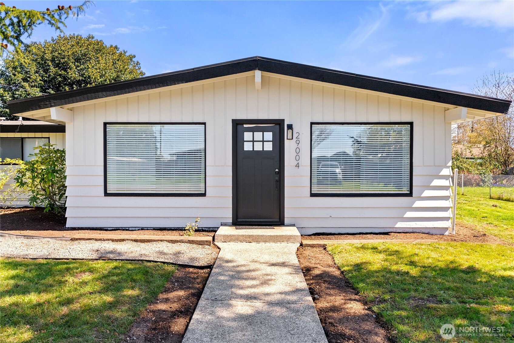 29004 18th Avenue S Federal Way WA 98003