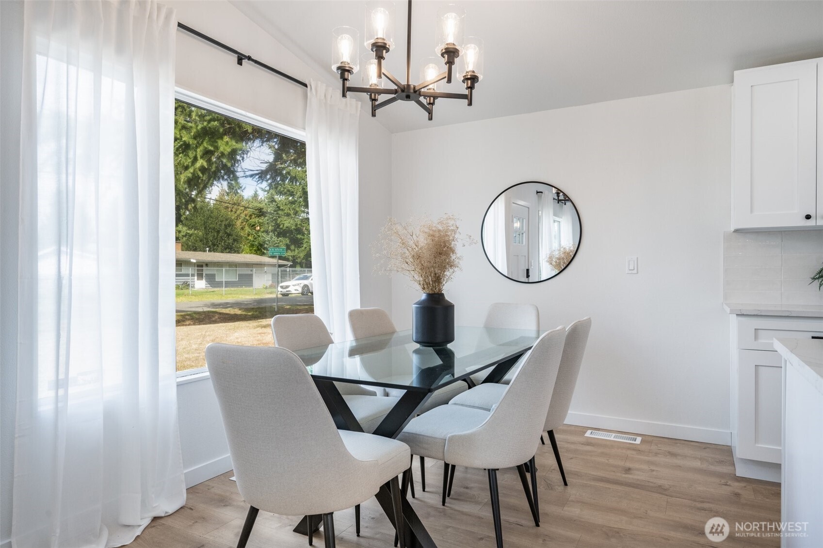 29004 18th Avenue S Federal Way WA 98003