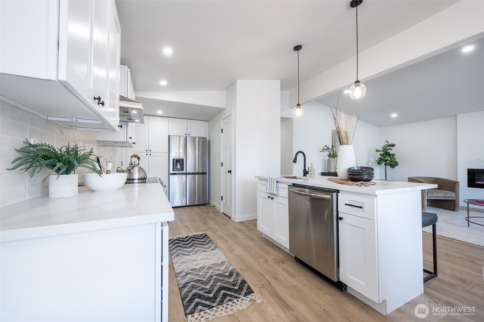 29004 18th Avenue S Federal Way WA 98003