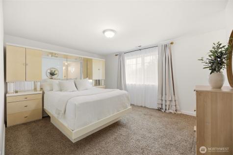 12307 42nd Drive NE Marysville WA 98271